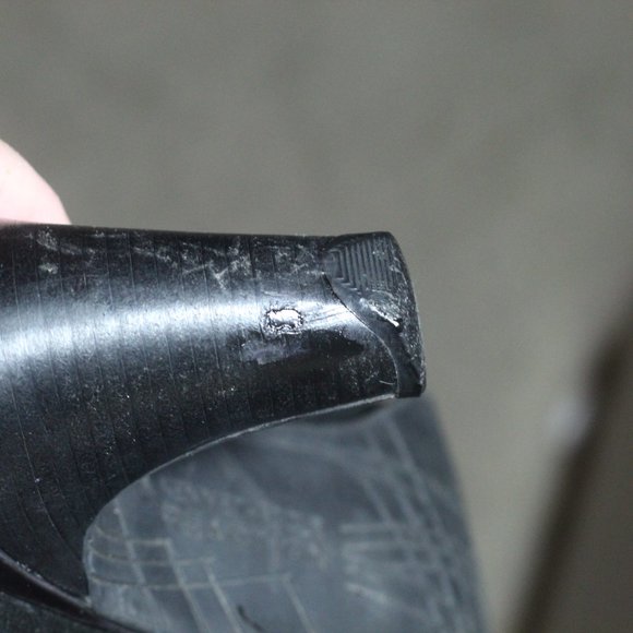 Kenneth Cole Reaction Size 9M Black Suede Lace Up 3" Heels - Picture 6 of 6